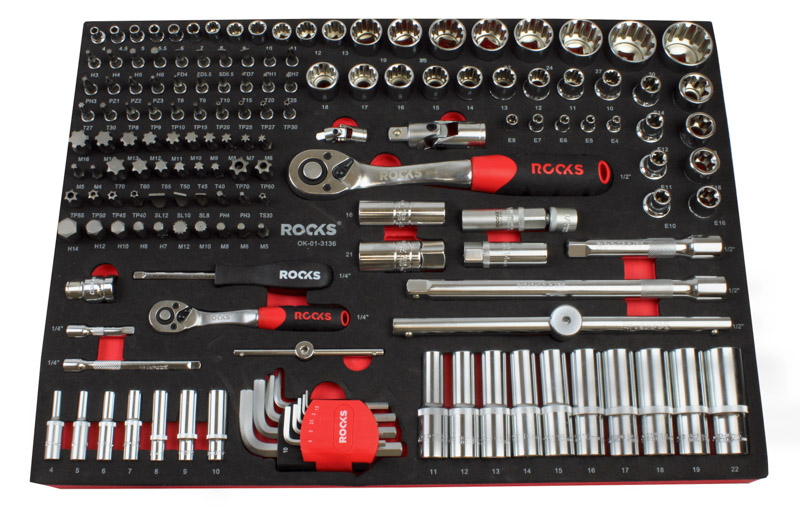Insert with equipment for a workshop trolley