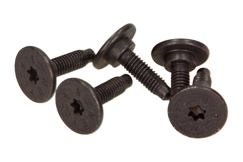 Clips, acoperire decorativa si protectie