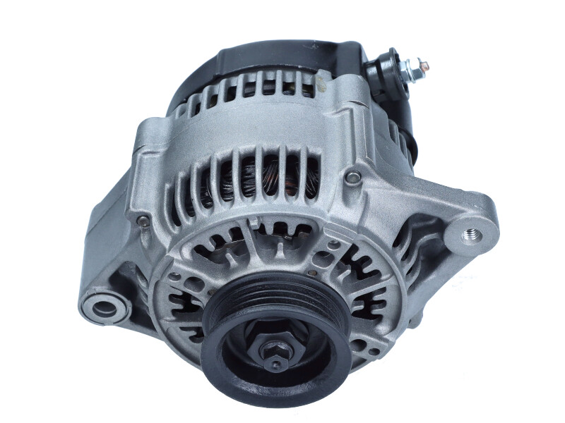Generator / alternator Suzuki Swift III 1.3 4x4