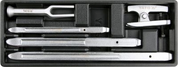 Insert with equipment for a workshop trolley