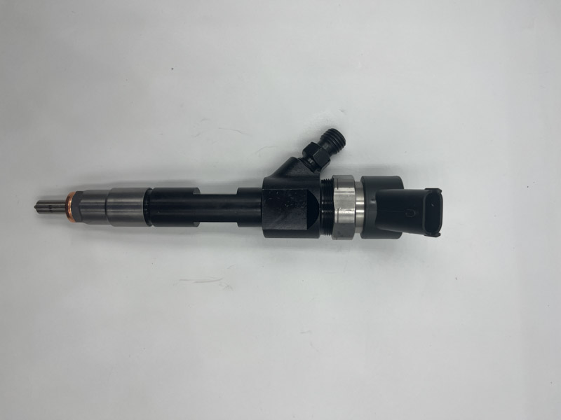 Diuza injector