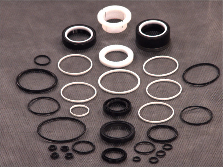 Set garnituri caracsa directie