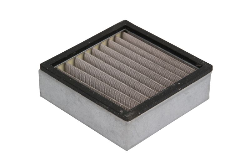 Filtru combustibil