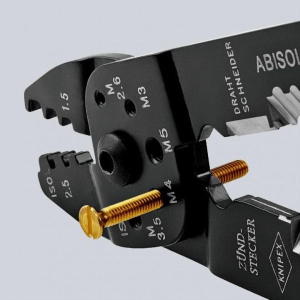 Pliers for handling electrical installations