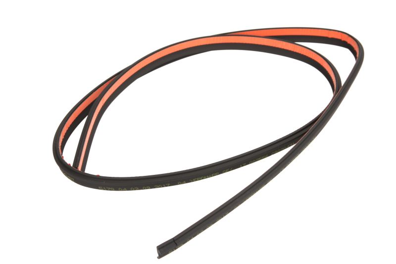 Garnitura parbriz fata
