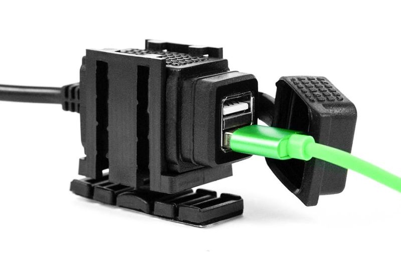 Adaptor, bricheta