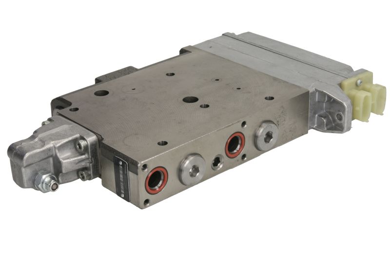 Distribuitor hidraulic automat