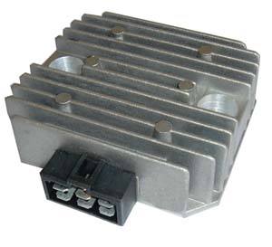 Regulator alternator 12V 80x70x28 mm