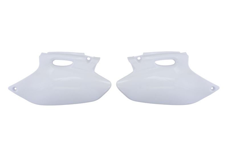 Kituri de plastic alb