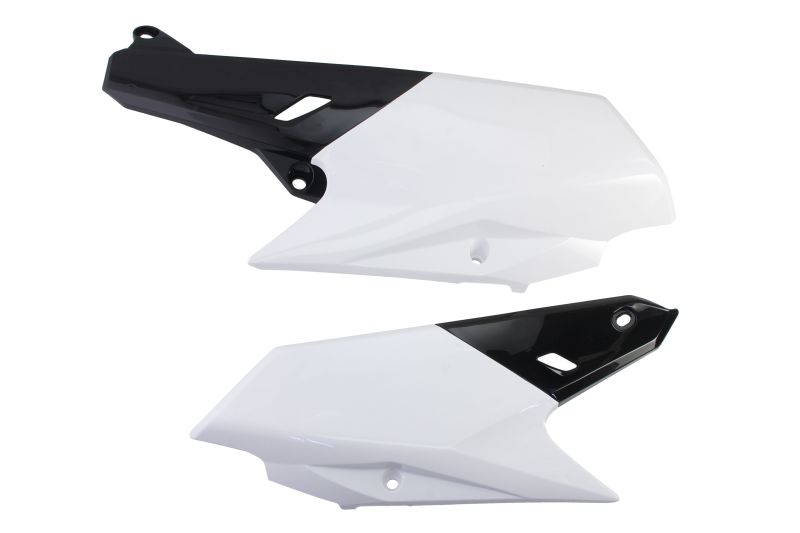 Kituri de plastic negru /alb
