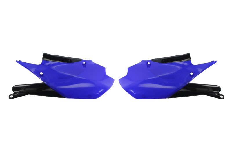 Kituri de plastic negru /albastru