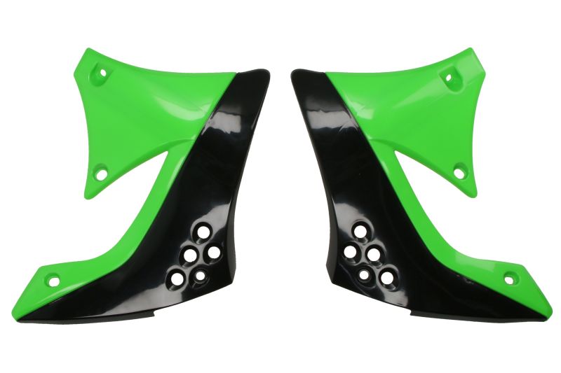 Kituri de plastic negru/verde