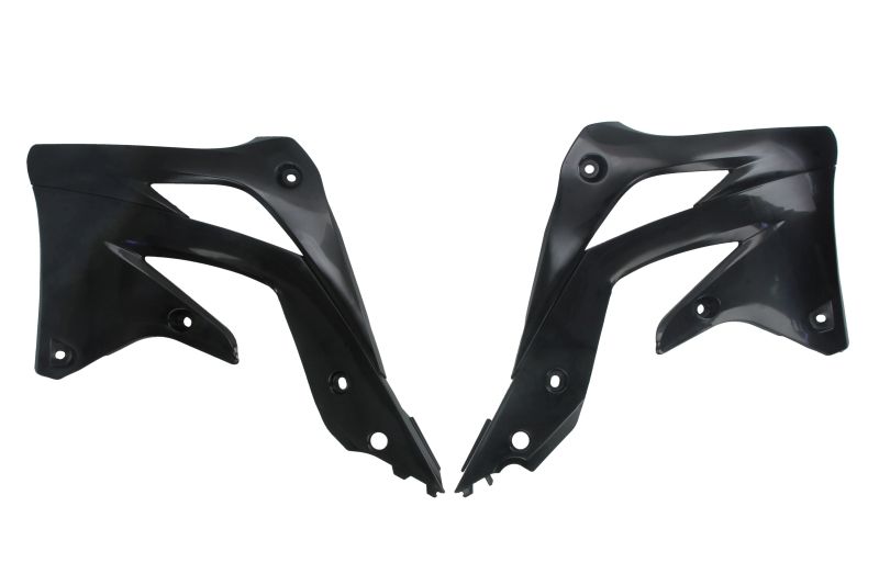 Kituri de plastic negru