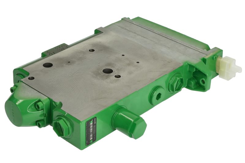 Distribuitor hidraulic automat