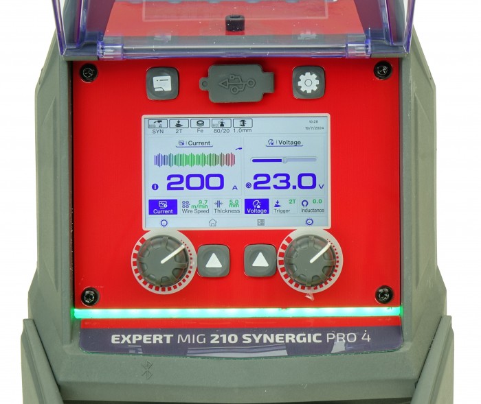 Sudor semi-automat MIG / MAG
