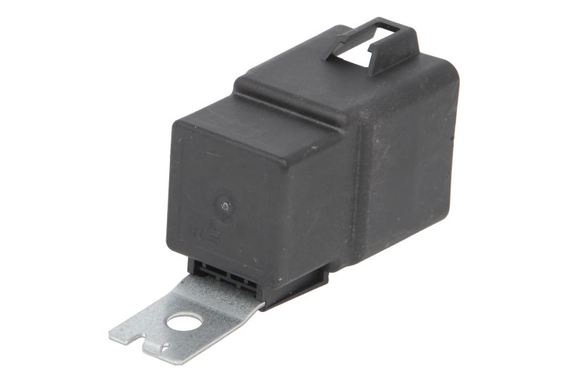 Releu multifunctional