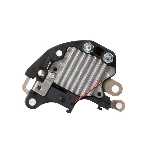 Regulator de tensiune 14.0 V