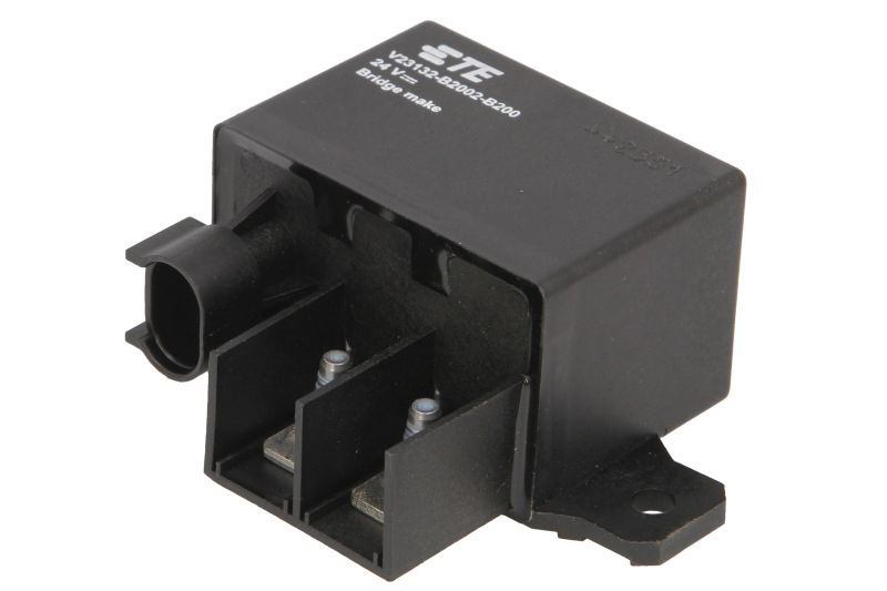 Releu multifunctional