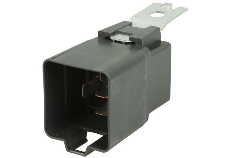 Releu multifunctional