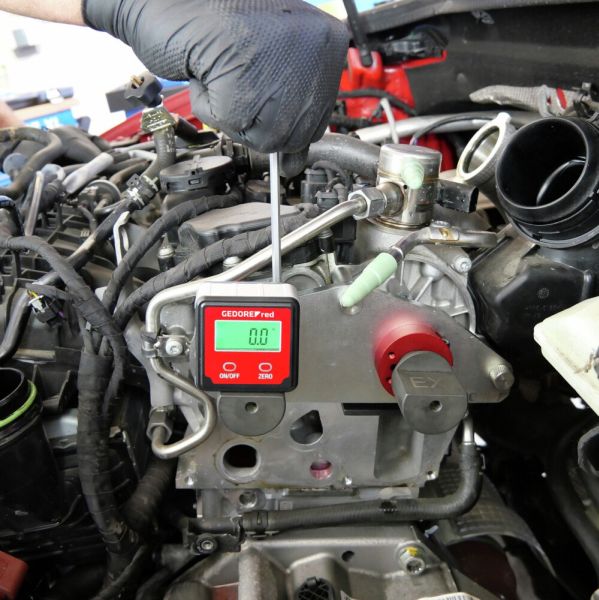 Timing gear lock