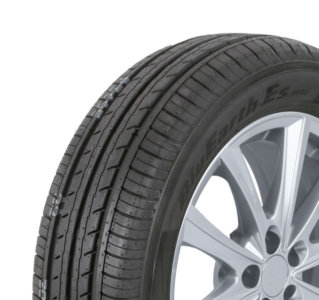Anvelopa Vara YOKOHAMA BluEarth-ES ES32 215/55 R17 Indice viteza 94V; Aderenta B; Consum C