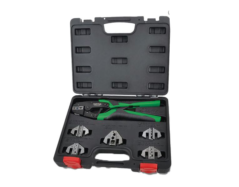 Pliers for handling electrical installations